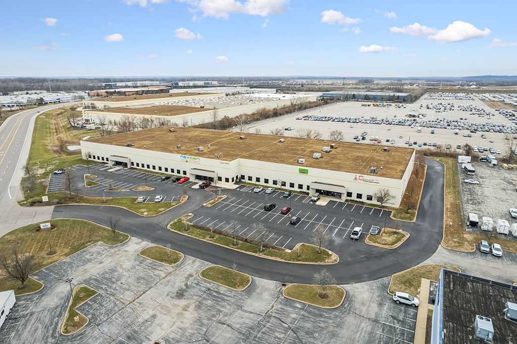 4730-4750 Earth City Expressway • Bridgeton, MO